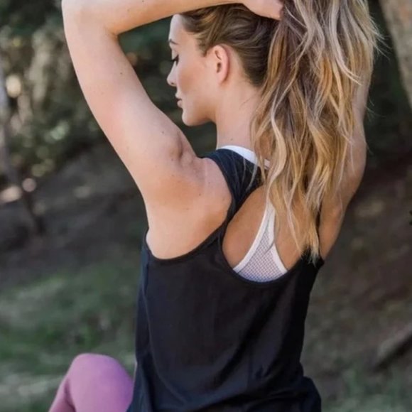 ZYIA Tops - Zyia Active Black Open Twist Back Scoop Neck Athletic Loose Fit Tank Top